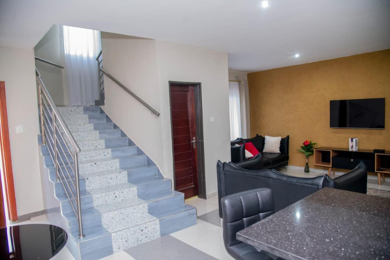 Royal Suites Apartments Lusaka Eksteriør billede