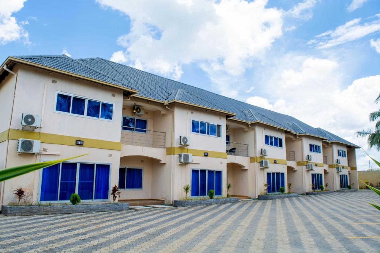 Royal Suites Apartments Lusaka Eksteriør billede