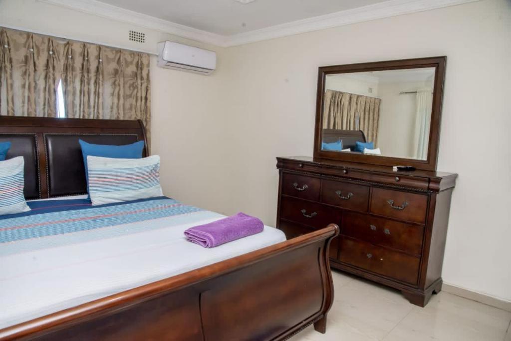 Royal Suites Apartments Lusaka Eksteriør billede