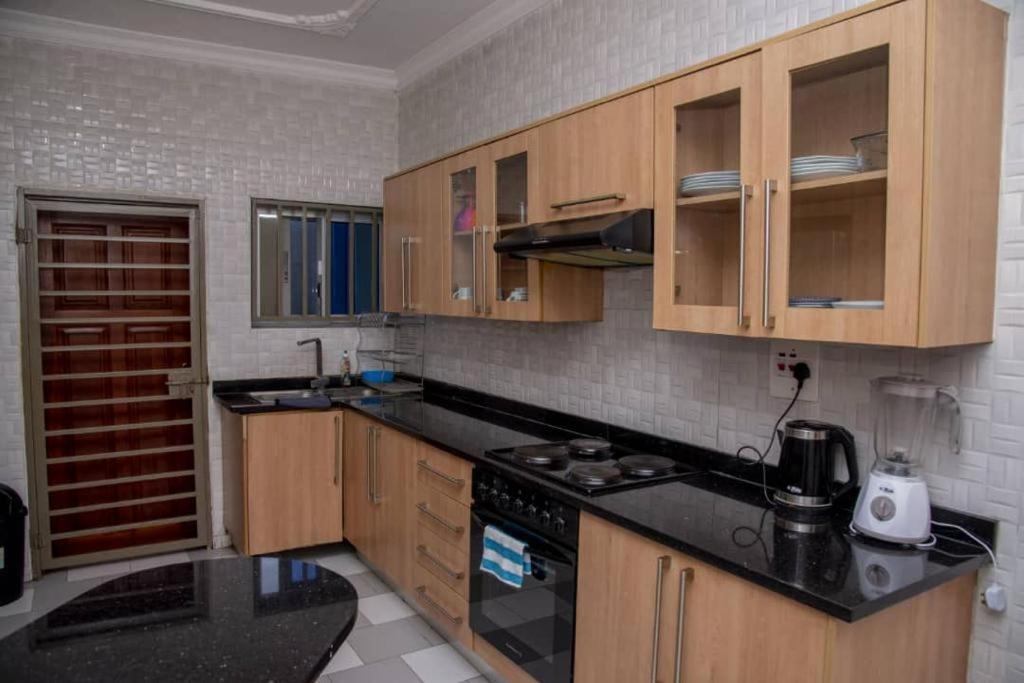 Royal Suites Apartments Lusaka Eksteriør billede