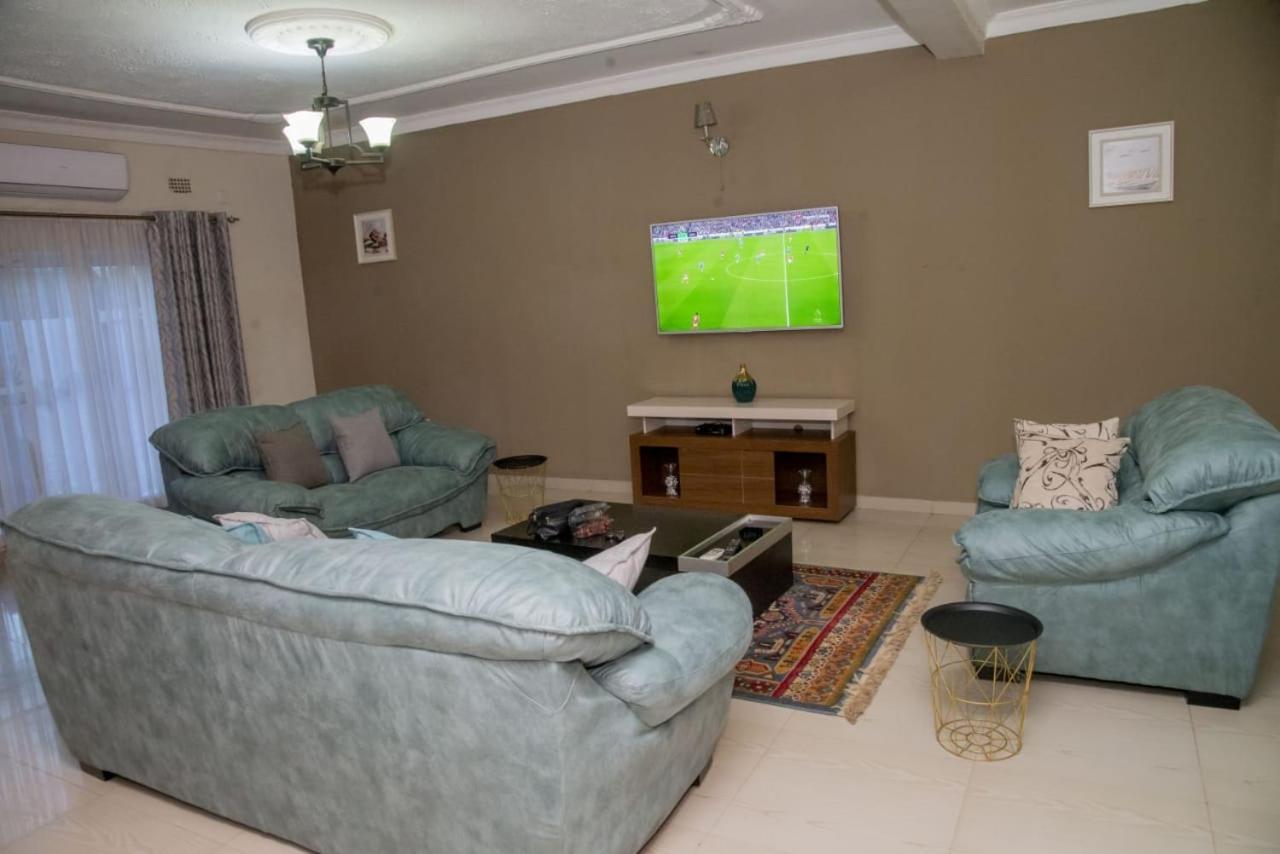 Royal Suites Apartments Lusaka Eksteriør billede