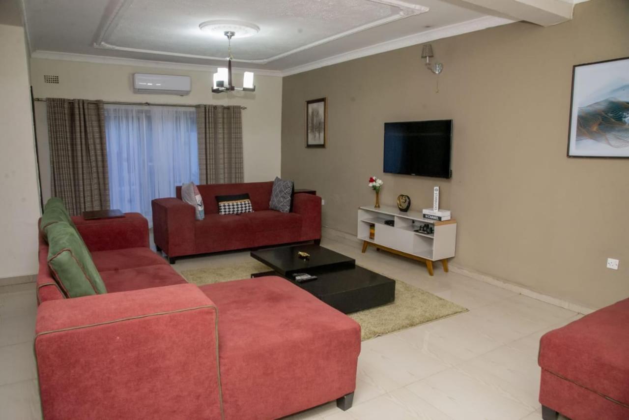 Royal Suites Apartments Lusaka Eksteriør billede